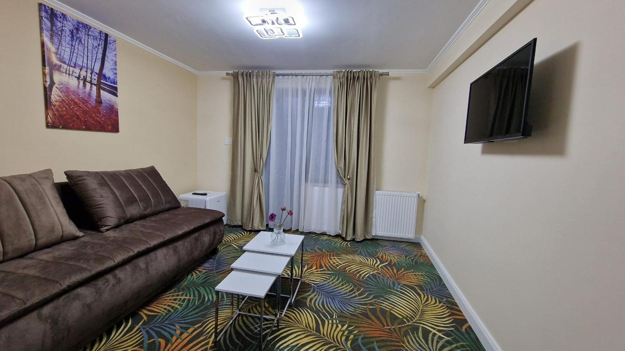 Hotel Pensiunea Pink House Runcu Runcu  Zewnętrze zdjęcie