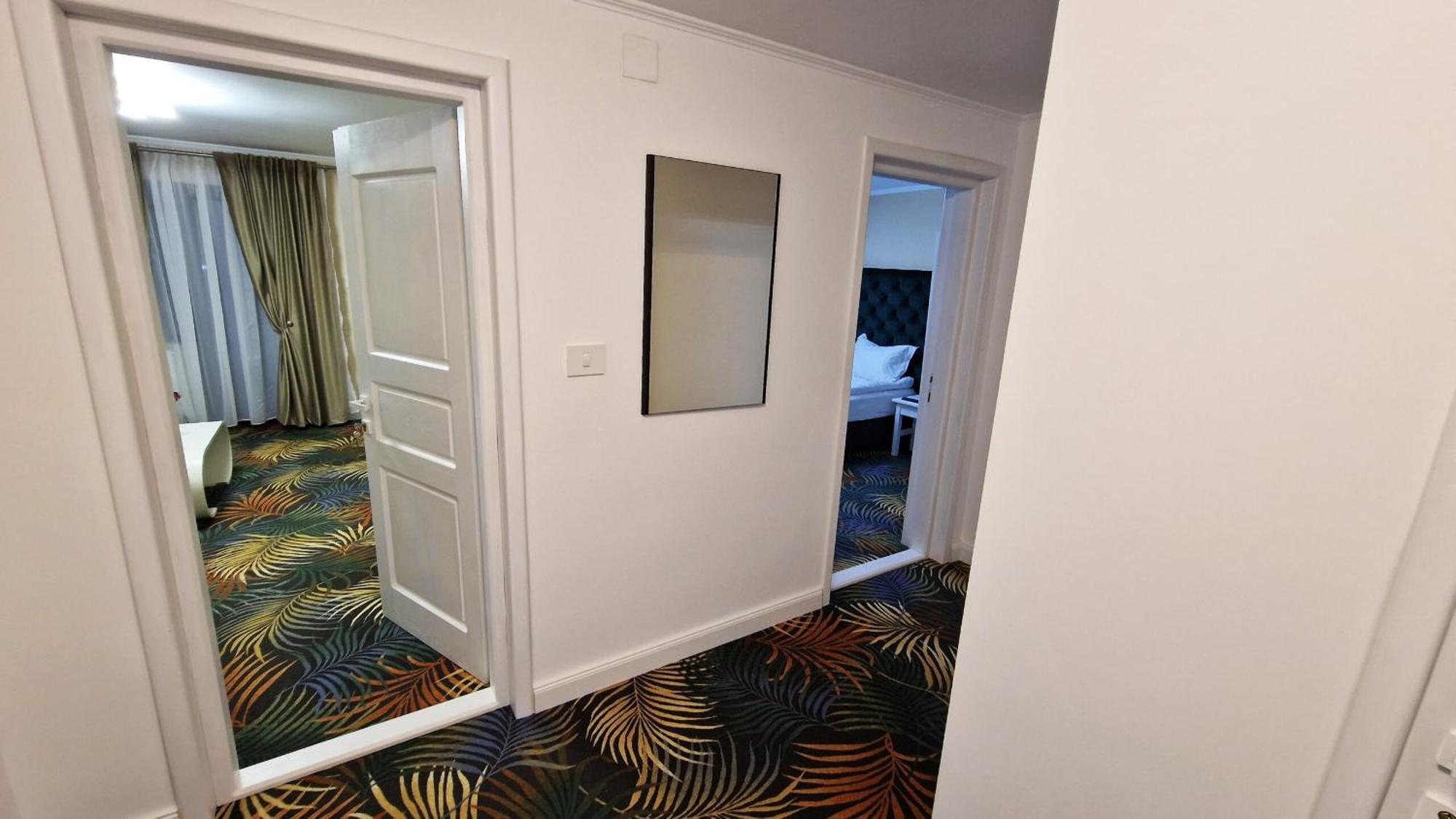 Hotel Pensiunea Pink House Runcu Runcu  Zewnętrze zdjęcie